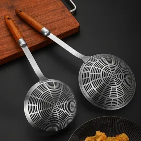 1pc Stainless Steel Skimmer Spoon - Durable, Anti-Scald, Deep Frying Strainer for Cooking & Kitchen Use, Ideal for Dumplings, Noodles, Hot Pot, with Long Handle, Silvery, for Home and Restaurant