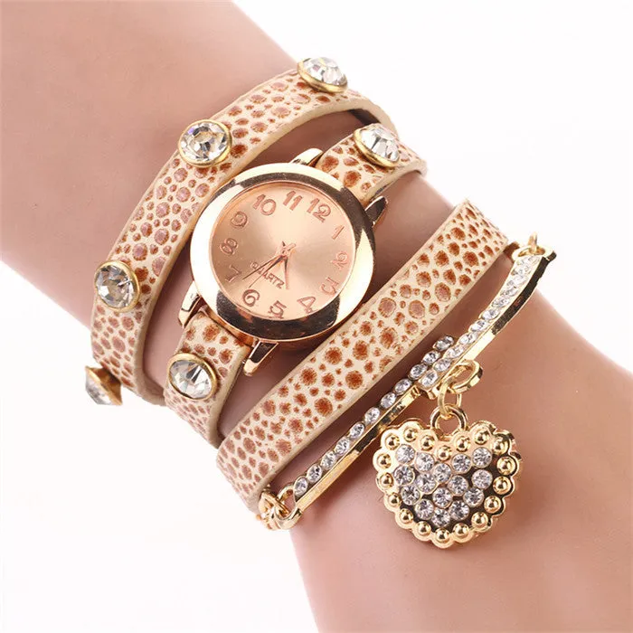 Hot Sale New Casual Luxury Heart Pendant Women Bracelet Wristwatches Women Dress Watches Fashion Watch Brand Watch