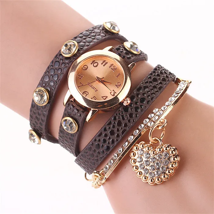 Hot Sale New Casual Luxury Heart Pendant Women Bracelet Wristwatches Women Dress Watches Fashion Watch Brand Watch